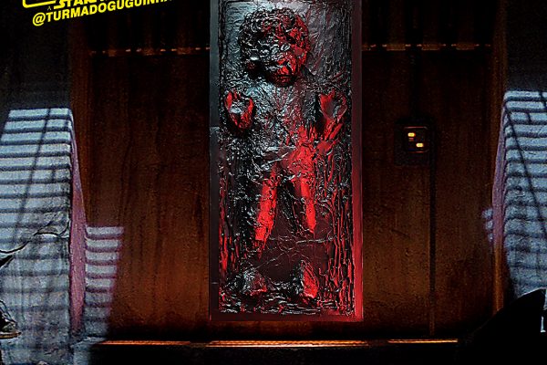 Guguinha Carbonite 03 - Jabba o Hutt tem um péssimo gosto para decoração!